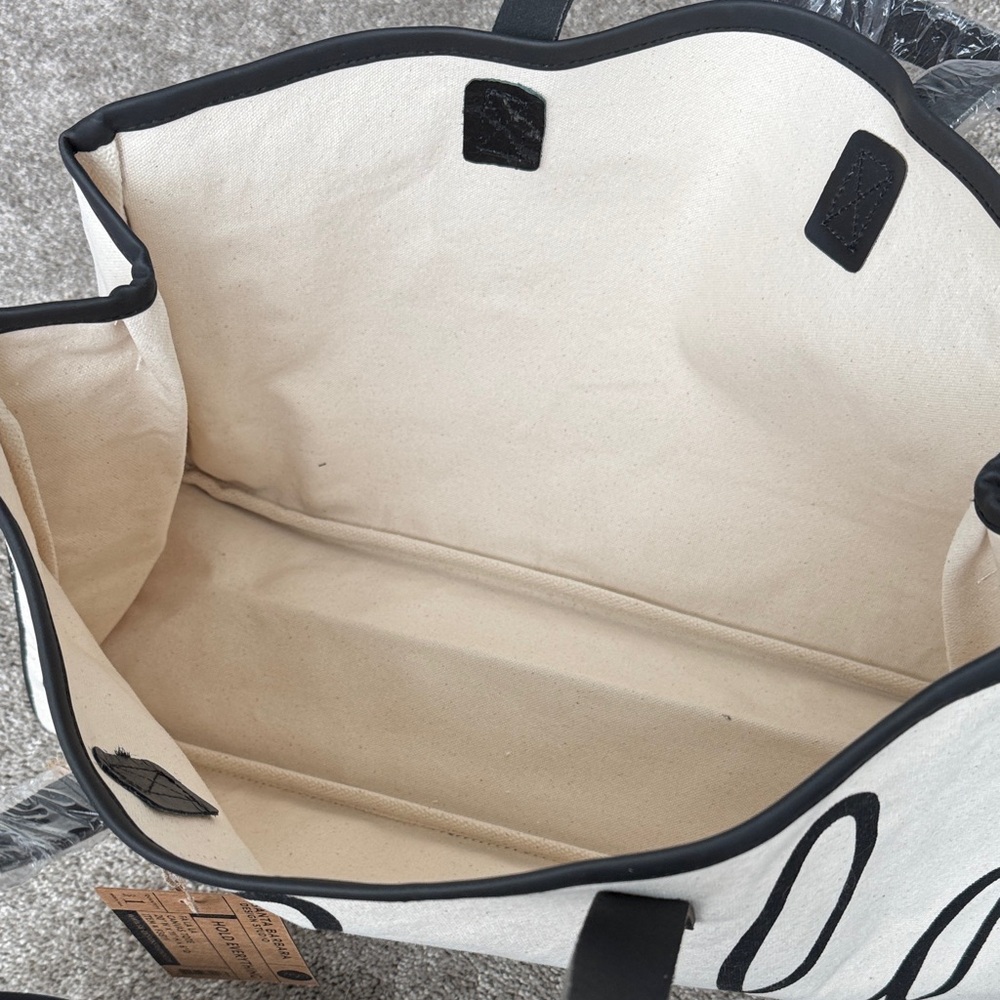 Santa Barbara Cream and Black Tote Bag - Picture 3 of 3